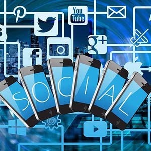 Réseaux Sociaux